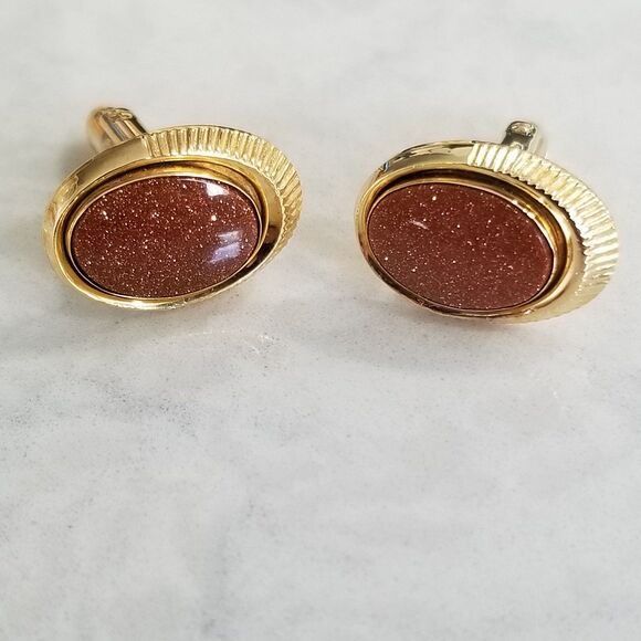 Vintage Speidel gold toned cufflinks with sparkly stones - Picture 1 of 8